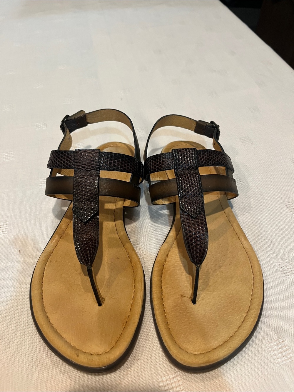 Lands’ End Strappy Sandal size 9 women